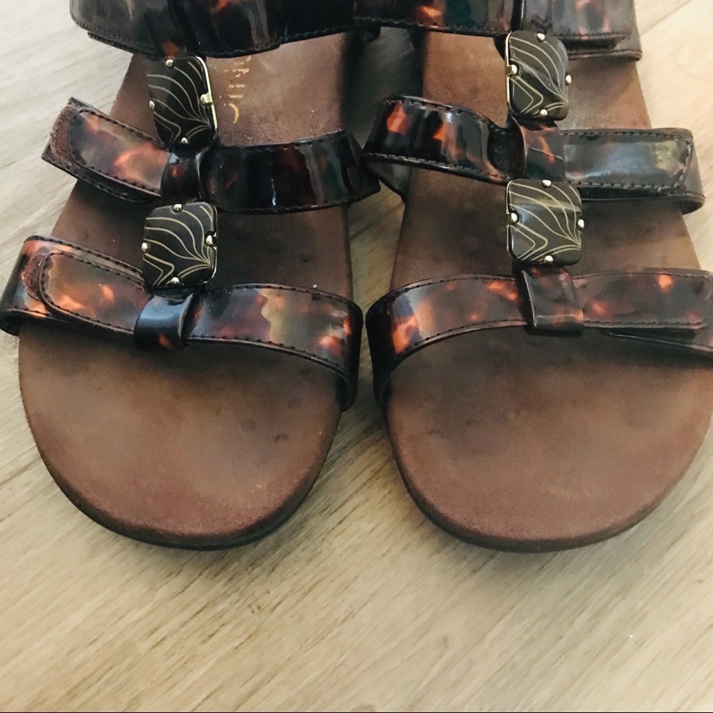Vionic Sandals Tortoise Shell Multi Strap Cute - image 6